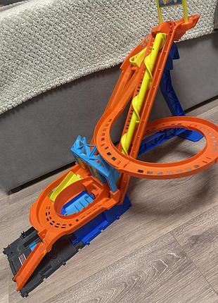 Трек hot wheels