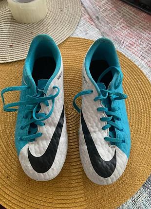 Бутси nike hypervenon pheloml lll fg. 37.5 размер.