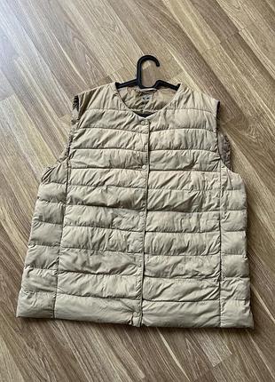 Жіноча легка жилетка uniqlo puffertech vest