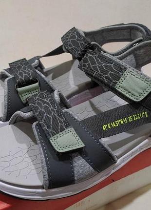Superfit 42р стильні зручні босоніжки оригінал