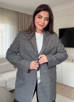Блейзер оверсайз в клетку zara