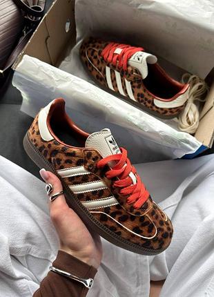 Samba og preloved red leopard
