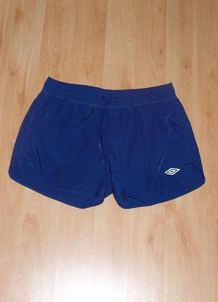 Жіночі спортивні шорти umbro dry red run training women short nb original розмір m-l-xl найк running