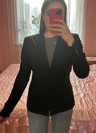 Піджак zara чорного кольору