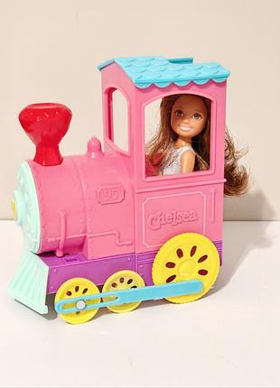 Кукольный набор barbie family челси и поезд