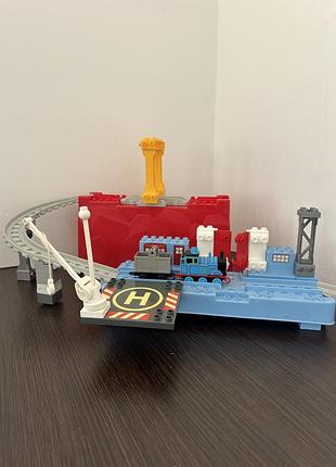 Конструктор mega bloks із серії томас і друзі «великий рятувальний центр»