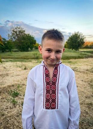 Вишиванка ручна робота