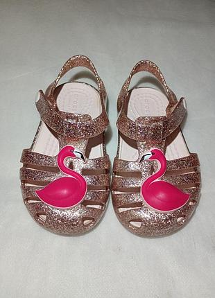 Дитячі босоніжки crocs isabella charm sandal "flamingo"
розмір c5 , розмір eur 20-21, довжина устілки 12.5 см, країна виробник в'єтнам, оригінал
