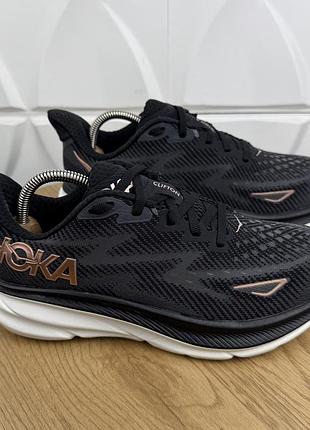 Оригінальні кросівки hoka clifton 9 wide