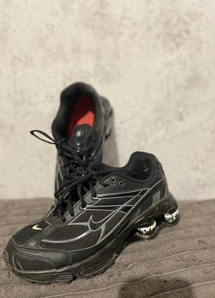 Nike shox supreme