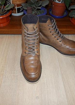 Черевики next