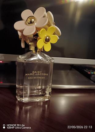 Жіночий парфум оригінал 75 ml daisy eau so fresh