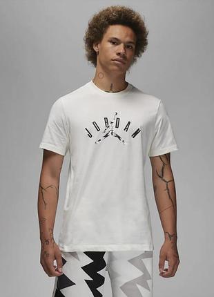 Футболка чоловіча|air jordan t-shirt flight mvp white|fb7365-133