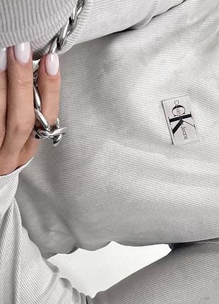 Лонгслів calvin klein 9