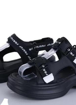 Босоножки apawwa n1385p-1 black

артикул: n1385p-1 black
размер: 32-37
цвет: черный
поставщик: apawwa
материал верха искусственная 
подошва пена