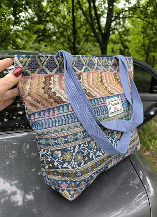 Містка сумочка з етнічним принтом 3