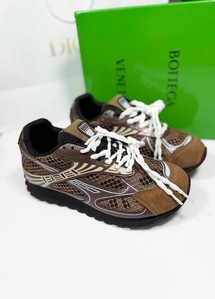 Кросівки bottega