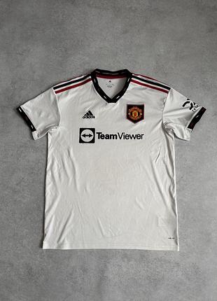 Футбольна футболка adidas manchester united білого кольору розмір л