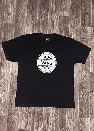 Футболка vans