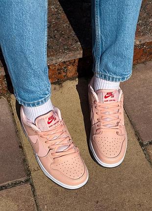 Nike sb dunk pink white