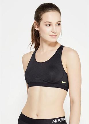 Спортивний топ nike