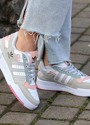 Жіночі кросівки adidas forum