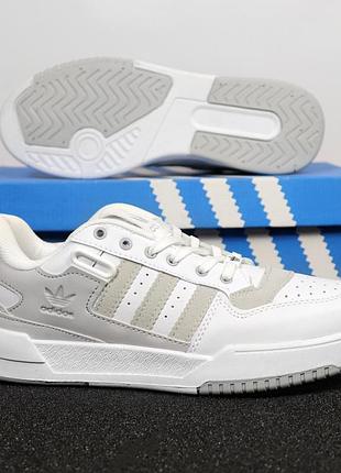Кроссовки adidas 3