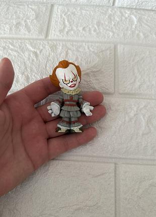 Фігурка пеннівайз  funko mystery minis it chapter 2 movie pennywise open arms figure