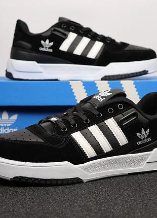 Кроссовки adidas 3