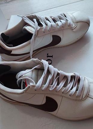 Кросівки nike cortez, білі з коричневим, 39-39
