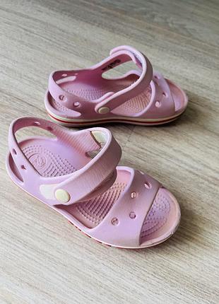 Босоножки crocs на девочку