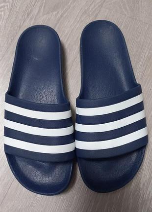 Оригінальні шльопанці adidas