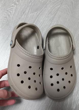 Жіночі крокси crocs