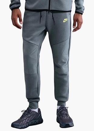 Брюки мужские nike tech fleece