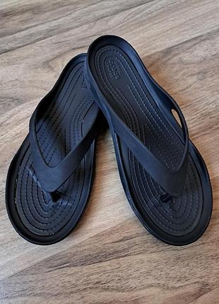 Вьетнамки черные crocs размер w5