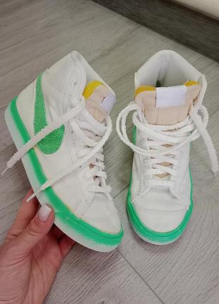 Кросівки nike