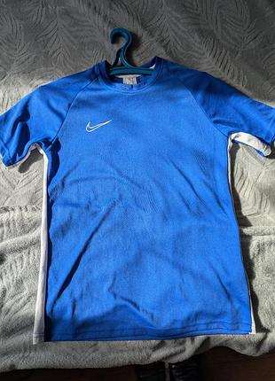 Мужская футболка nike