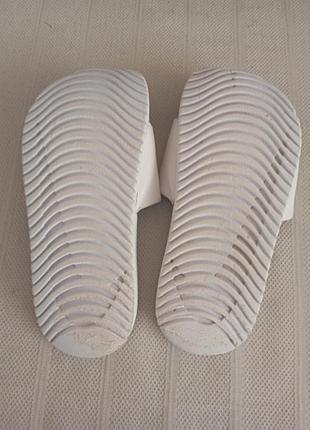 Шлепанцы nike 3