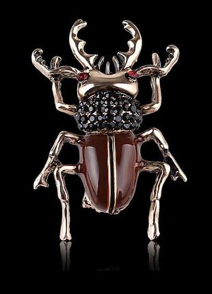 Брошка жук 🐞