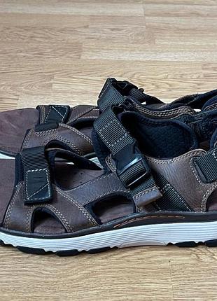 Шкіряні босоніжки clarks 44 розміру в ідеальному стані