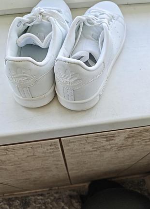 Кроссовки adidas 2