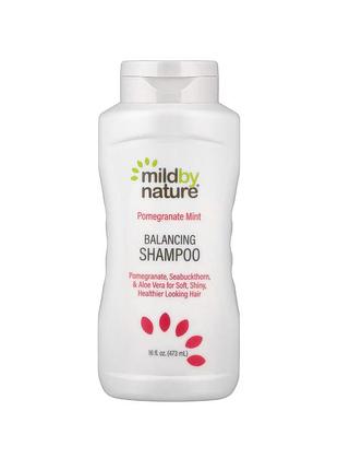 Балансувальний шампунь із гранатом і м’ятою від mild by nature