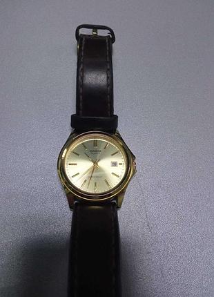Наручные часы б/у casio mtp-1183q