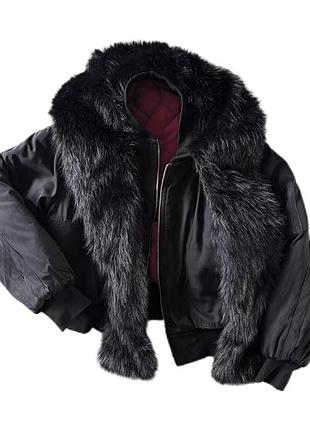 Чорна зимова куртка oversize з хутром