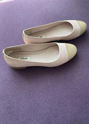 Балетки в красивому кольорі clarks
