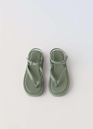 Босоніжки zara 37 розмір