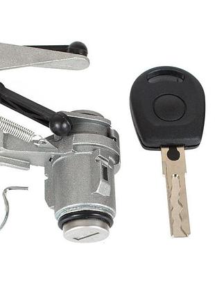 Vw polo iv 9n 01-09 lichinka замка задньои кришки багажника 6q6827565e 6q6827565а