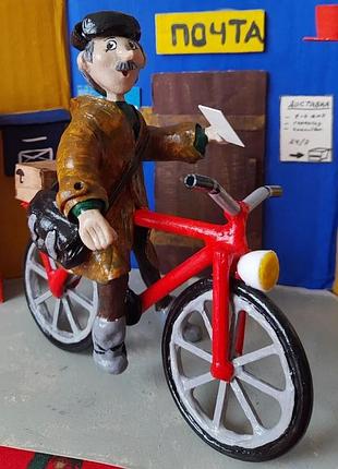Ялинкова новорічна іграшка почтальон печкин на велосипеді ручна робота handmade
