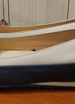 Продам женские кожаные  очень лёгкие в новом состоянии балетки pakerson  оригинальные ручная работа.как новые. с подковой .супер качество