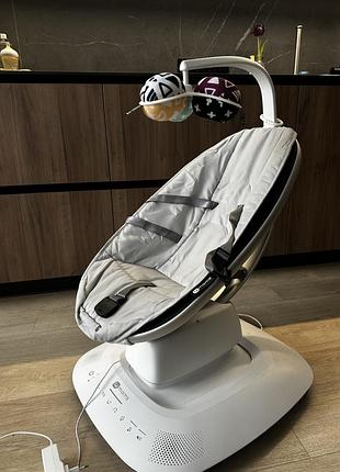Укачуючий центр 4moms mamaroo